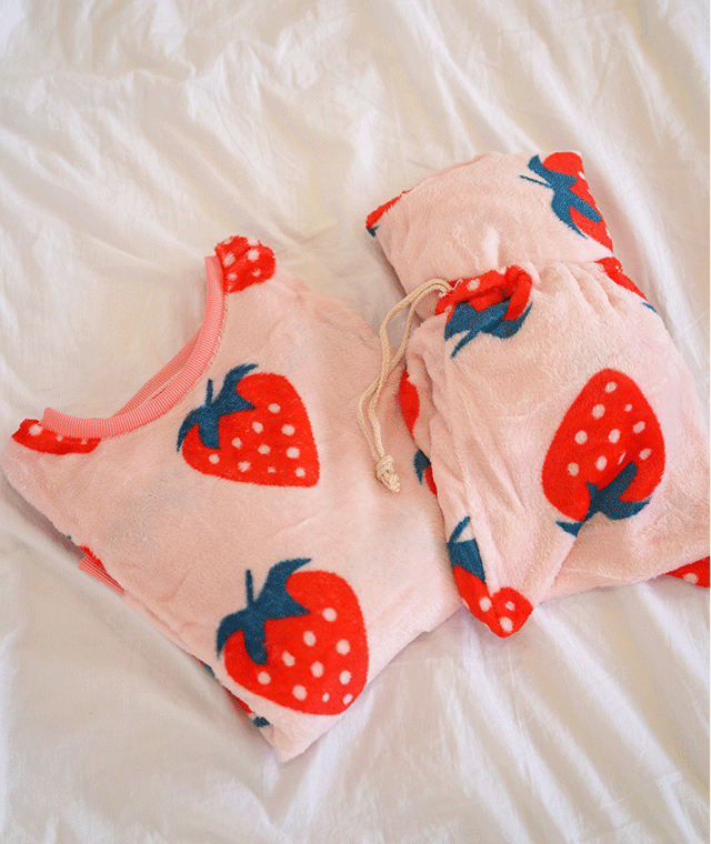 딸기수면잠옷세트